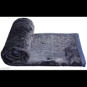 Elegant alluring blanket
